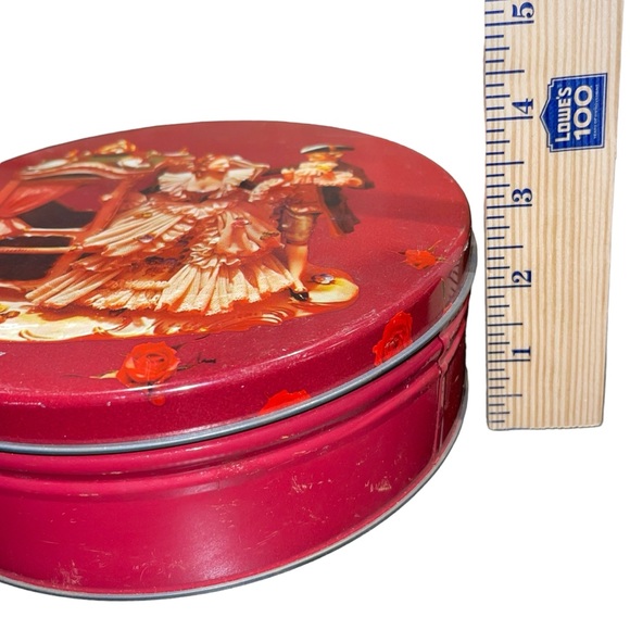 Vintage Red Victorian Royalty Palanquin Design Tin Decorative Container GUC - Picture 12 of 13